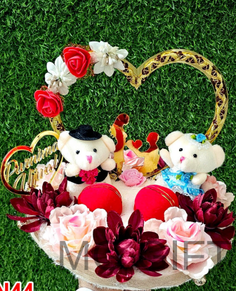 Luxury Heart Frame Ring Tray with Burgundy & Blush Blooms