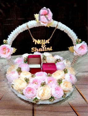 Luxury Pink & Red Rose Ring Display with Golden Accent