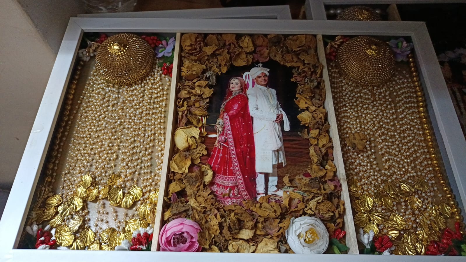 Shaadi Varmala Preservation Frame | Wedding Garland Memory Frame
