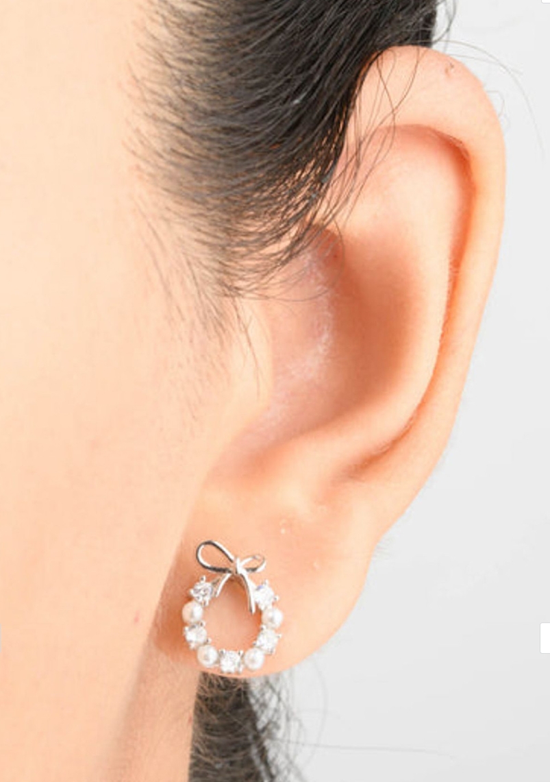 Women's Pearl Bow Earrings – Elegant Wreath Studs with Crystal Accents, Fashion Jewelry for Ladies & Christmas Gift
